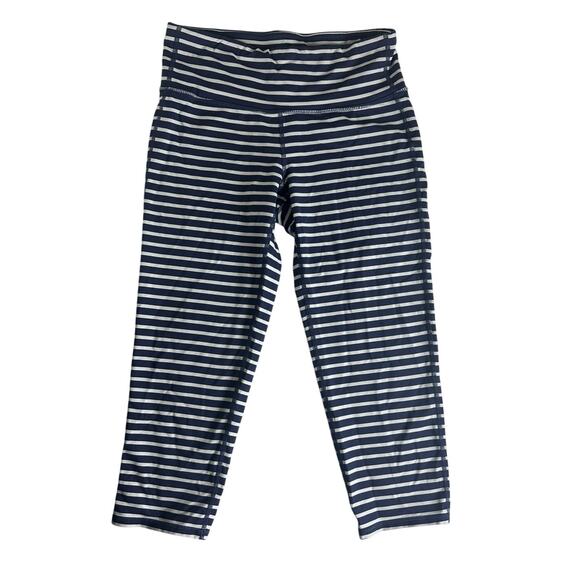 ATHLETA Yoga Legging Black White Zebra Stripe. Size Women's Small Spandex - Picture 1 of 6